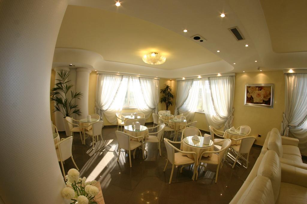 Hotel Luxor Касория Екстериор снимка