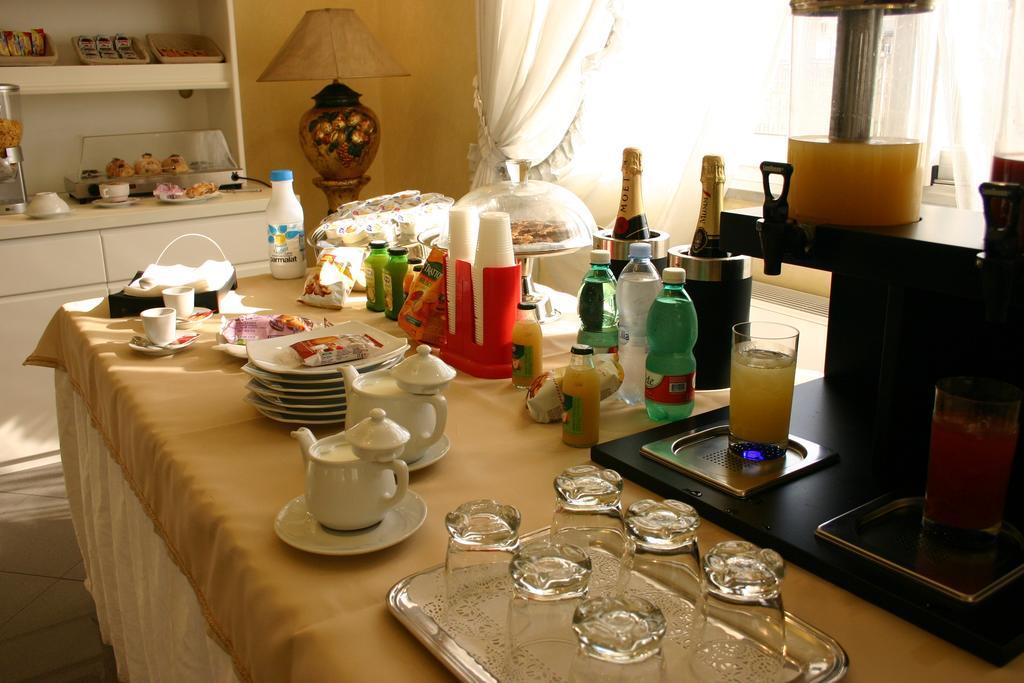 Hotel Luxor Касория Екстериор снимка