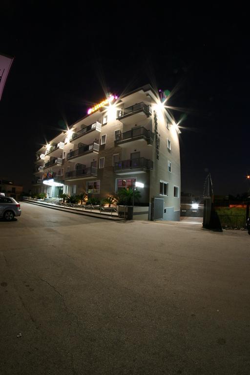 Hotel Luxor Касория Екстериор снимка