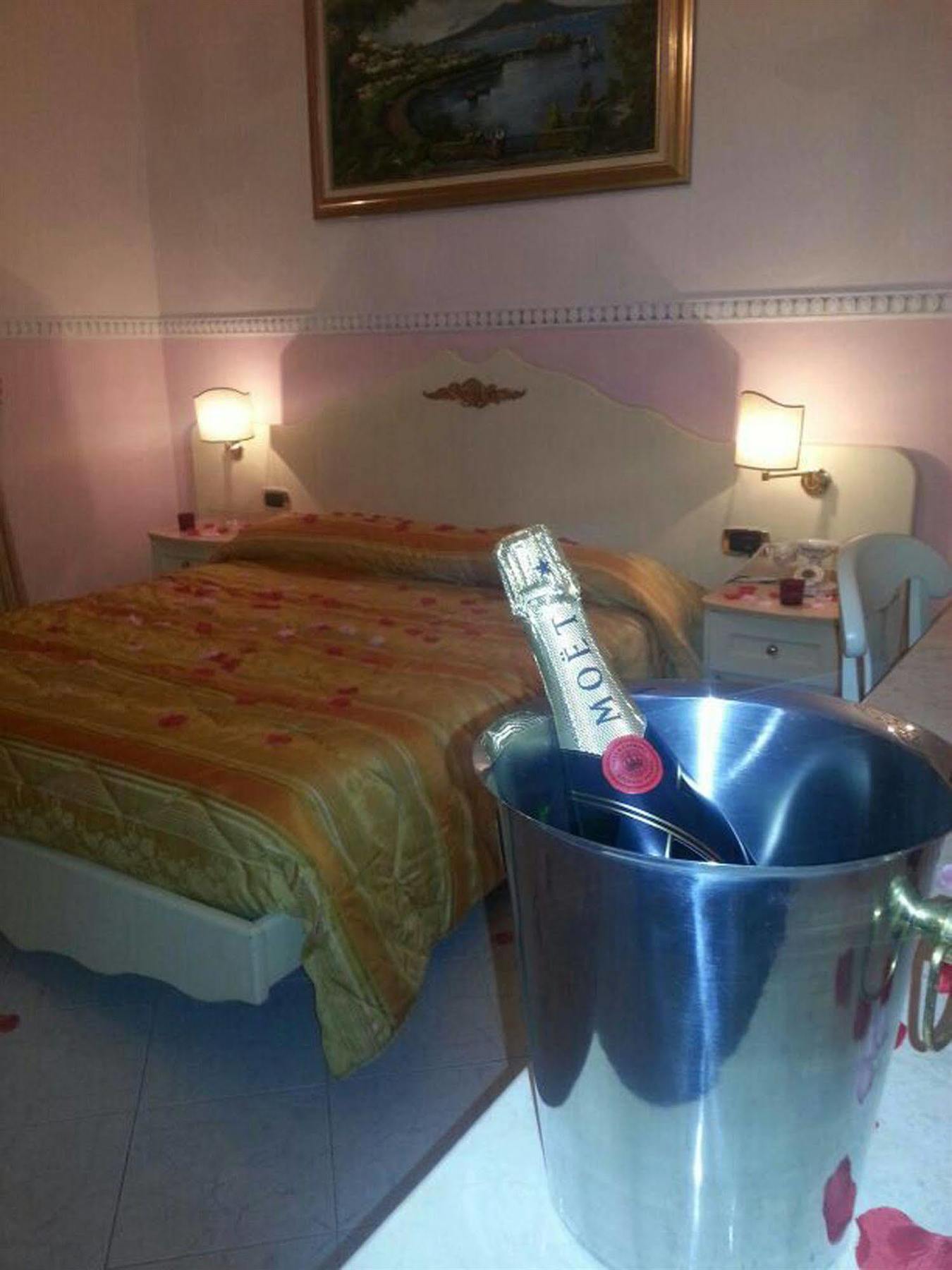 Hotel Luxor Касория Екстериор снимка