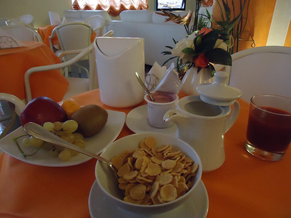 Hotel Luxor Касория Екстериор снимка